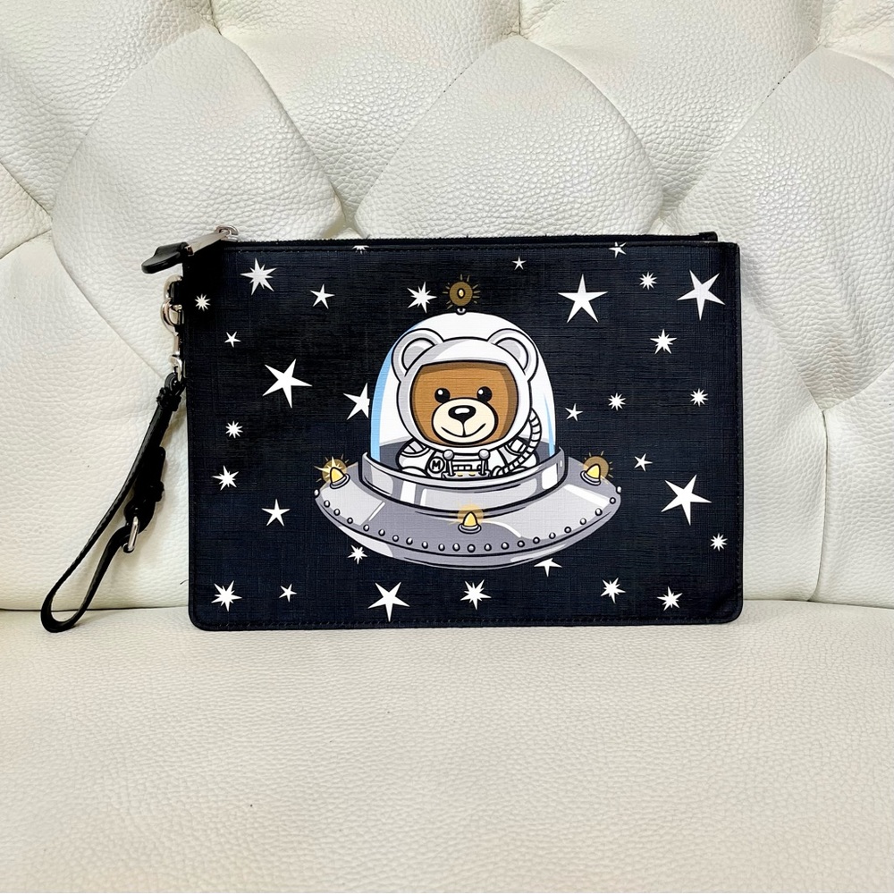 Like new Moschino pouch